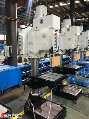 Редукторный сверлильный станок AURA B-1850G/400 фото №3 AURA B-1850G/400 фото №3