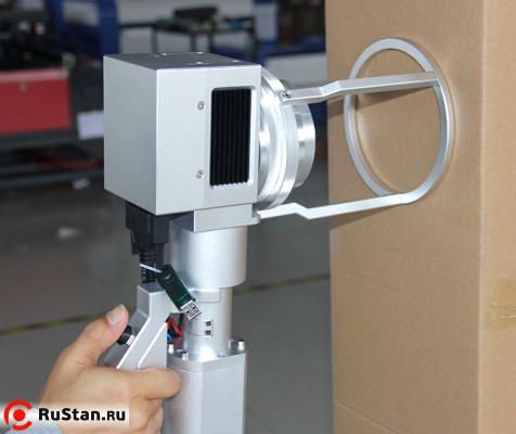 Ручной лазерный маркер по металлу Foton ABN-30S фото №3 Ручной лазерный маркер по металлу Foton ABN-30S фото №3