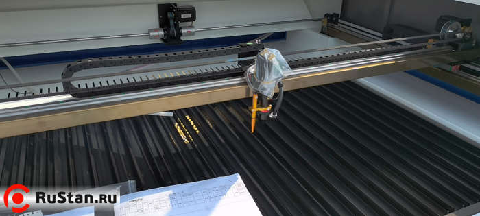 Лазерный станок для гравировки и резки фанеры акрила LC1610N (120W Reci С4, CW5000, Ruida) фото №4 Лазерный станок для гравировки и резки фанеры акрила LC1610N фото №4