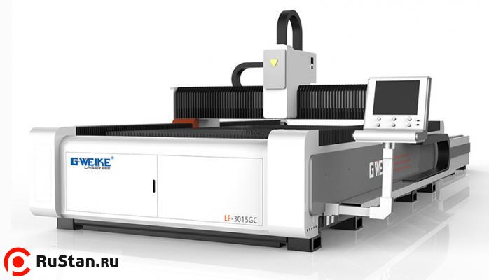 Лазерный станок для резки металла со сменным столом LF3015GC-1500 IPG с автофокусом (1500 Вт)  фото №3 Лазерный станок для резки металла со сменным столом LF3015GC-1500 IPG с автофокусом (1500 Вт)  фото №3
