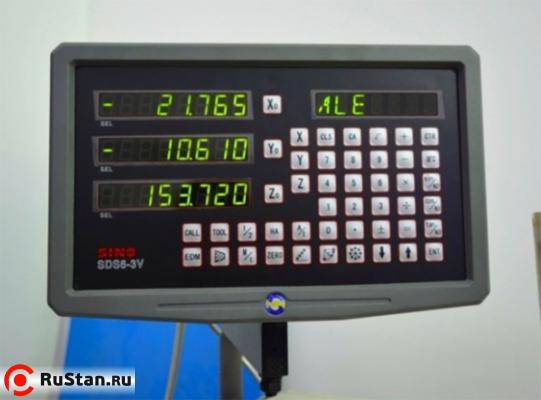 Многофункциональная УЦИ SINO SDS6-3V позволяет отслеживать перемещение по трем осям с дискретностью до 0,001 мм. фото №14 METAL MASTER X3270 фото №14
