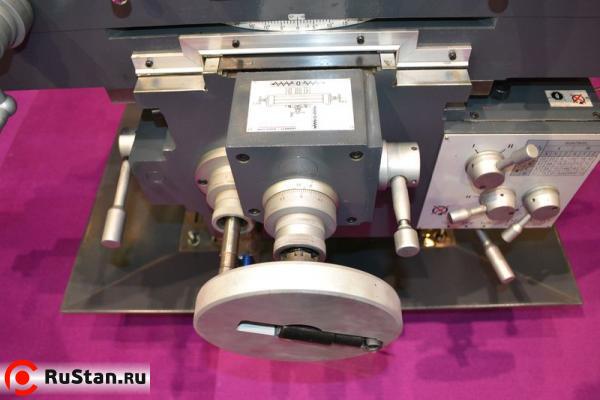Универсально-фрезерный станок Optimum MT200 фото №6 Opti MT200 фото №6