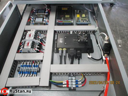 Лазерный очиститель ржавчины Raptor SFC-2000 (2000Вт Raycus) фото №9 Raptor SFC-2000 фото №9