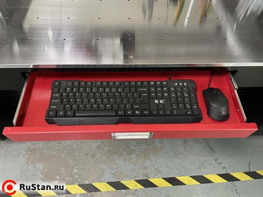 Аппарат лазерной сварки аккумуляторных LIION, LiPo ячеек Raptor SFW-1080 с ЧПУ фото №4 Raptor SFW-1080 фото №4